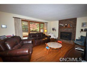 203 Fernwood Drive - Photo 4