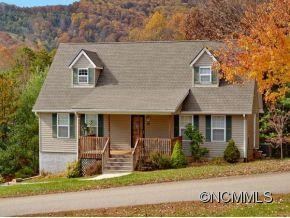 35 Carolyn Drive - Photo 2