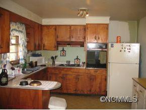 1095 Riceville Road - Photo 8
