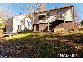 19 Pickwick Road - Photo 2