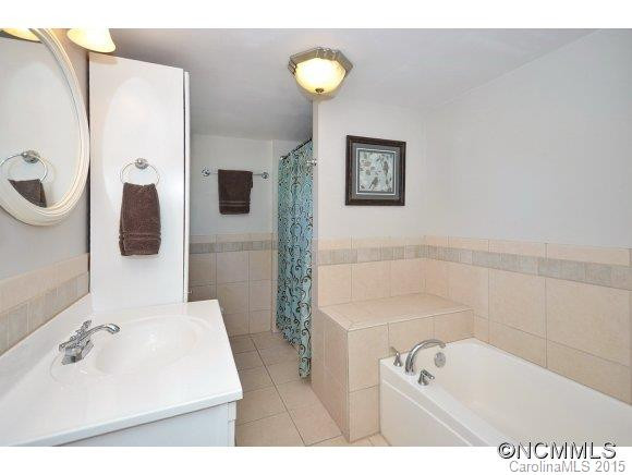 163 Montview Circle - Photo 9