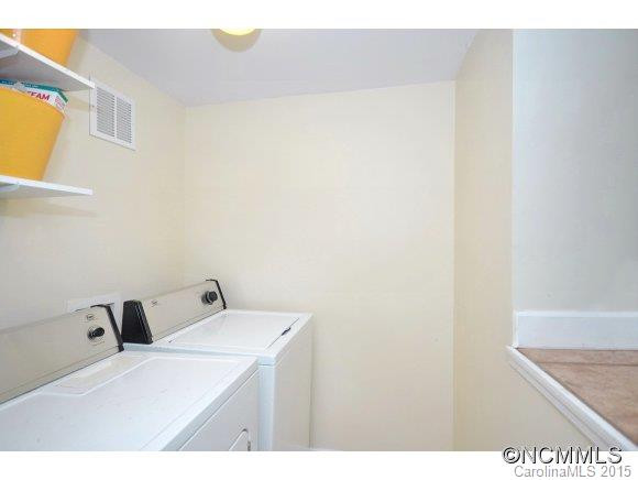 163 Montview Circle - Photo 10
