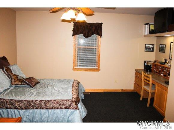 105 Ironwood Drive - Photo 12