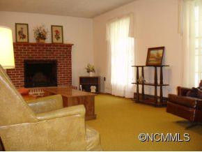 211 HALL TOWN ROAD - Photo 2