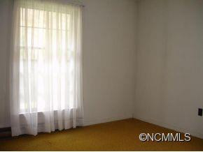 211 HALL TOWN ROAD - Photo 3