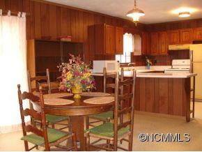 211 HALL TOWN ROAD - Photo 4