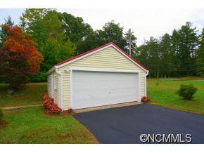 1727 Kanuga Road - Photo 23