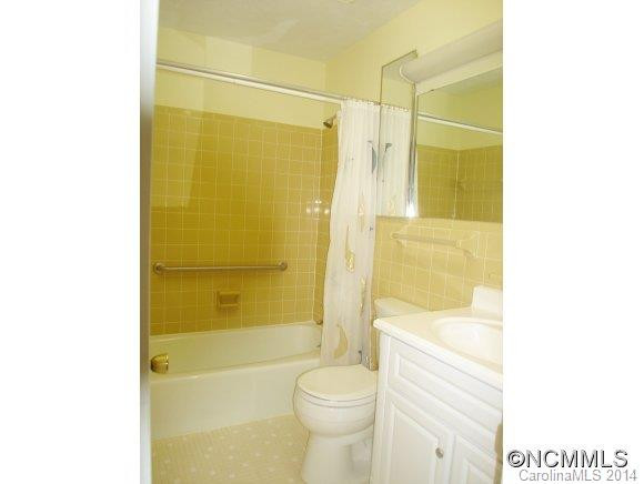 427 6TH AVENUE WEST, APT B-15 - Photo 12
