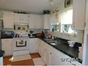 65 WINDY HILL DRIVE - Photo 8
