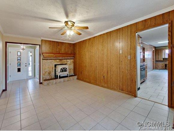 152 WEST RIDGE DR, - Photo 6