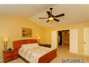 118 Deerlake Drive - Photo 15