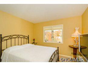 118 Deerlake Drive - Photo 18