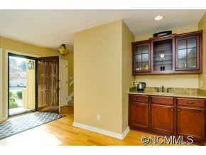 118 Deerlake Drive - Photo 3