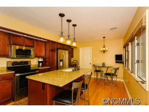 118 Deerlake Drive - Photo 8