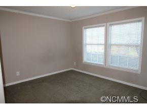 12  Albert Drive - Photo 11