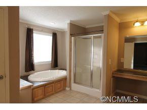 12  Albert Drive - Photo 8