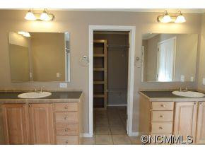 12  Albert Drive - Photo 9
