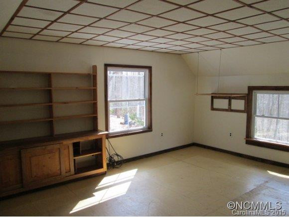 1502 Watershed Rd - Photo 19