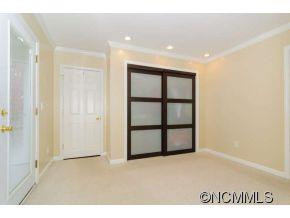 20 Eola Avenue - Photo 11