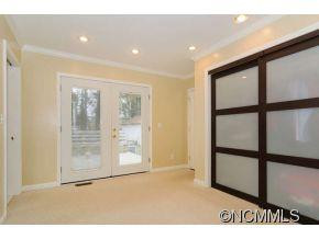 20 Eola Avenue - Photo 12