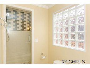 20 Eola Avenue - Photo 14