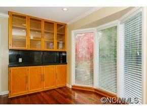 20 Eola Avenue - Photo 8
