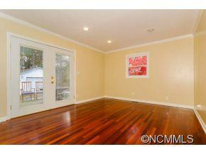 20 Eola Avenue - Photo 9