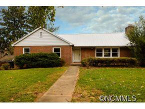 33 Brucemont Circle - Photo 2