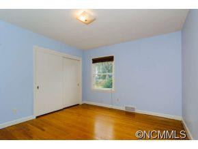 33 Brucemont Circle - Photo 12