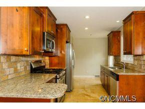 33 Brucemont Circle - Photo 10