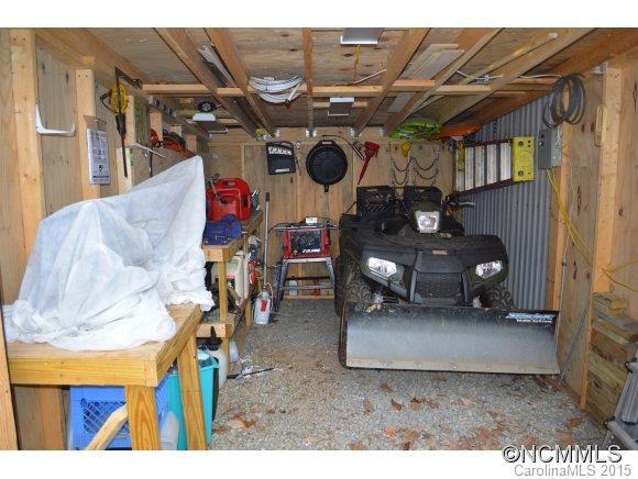 323 Garnet Drive - Photo 6