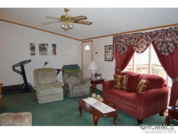 323 Garnet Drive - Photo 7