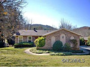 8 Beaverdam Court