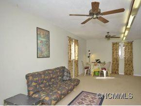 8 Beaverdam Court - Photo 12
