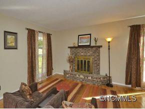 8 Beaverdam Court - Photo 3