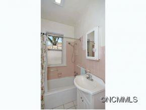 48 WOODWARD - Photo 13