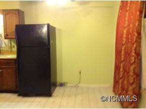 110 S French Broad Avenue - Photo 6