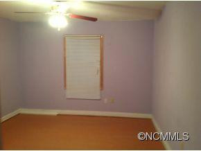 110 S French Broad Avenue - Photo 9