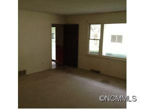 406 Friendship Ln - Photo 6