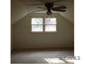 406 Friendship Ln - Photo 9