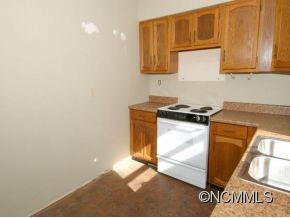 333 BALSAM SHADOWS ROAD - Photo 14