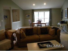 1041 Thorncrest Drive - Photo 2