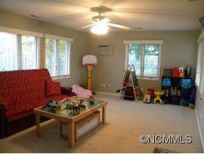 1041 Thorncrest Drive - Photo 4