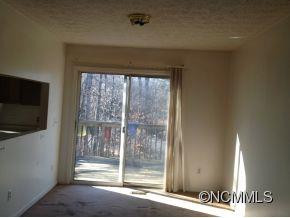 12 Brookshire - Photo 3