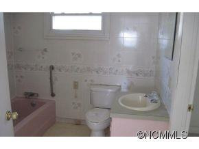 129 Cresent Drive - Photo 3