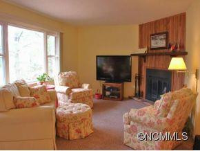 113A OAKWOOD PLACE - Photo 3