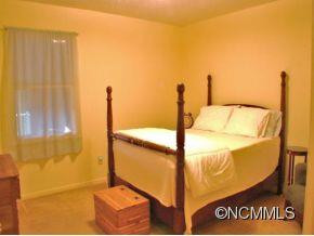113A OAKWOOD PLACE - Photo 6