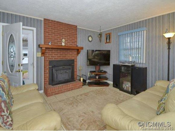 15 HINSON DRIVE - Photo 2