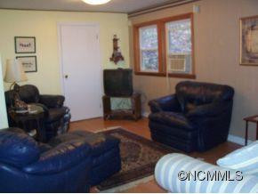 2260 Deep Gap - Photo 4