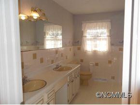 806 Maybank Drive - Photo 9